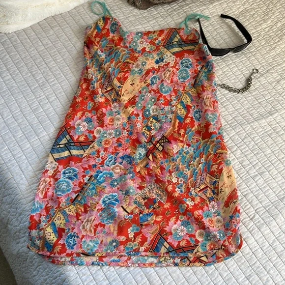 Cute semi sheer Asian Floral Multicolor Summer mini slip Dress​​ - Picture 4 of 15